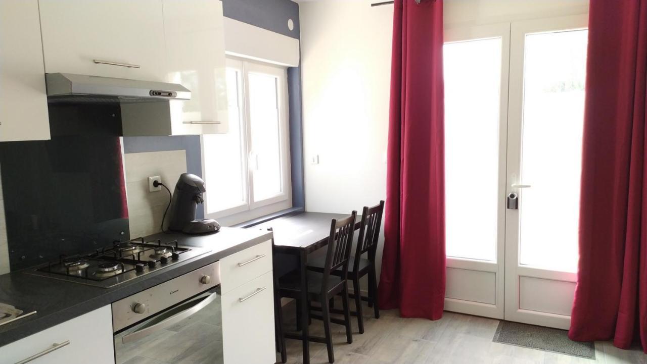 Logements Le 232 Futuroscope Poitiers Шасней дю Пуату Екстериор снимка